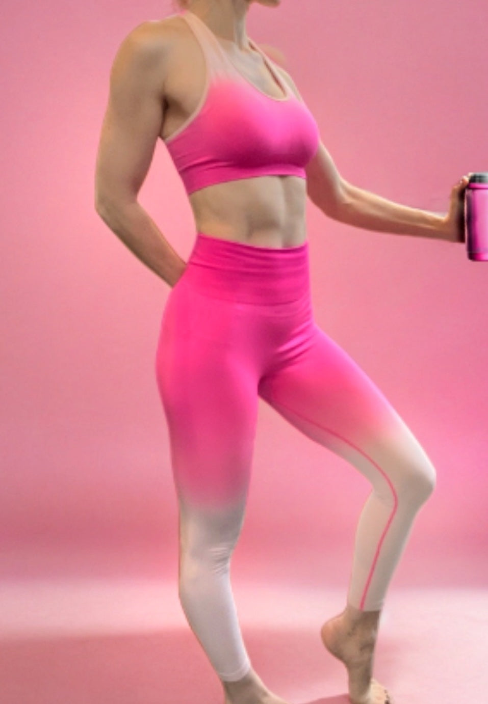 High waist pleated back pants and T-shape bra set, bright pink ombre